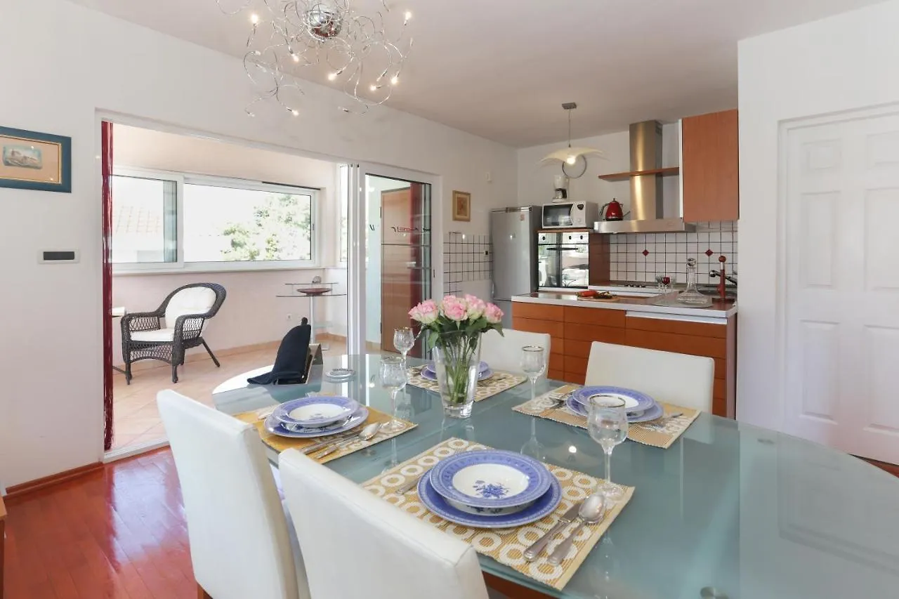 Casa Zorana-Alba Apartments Traù