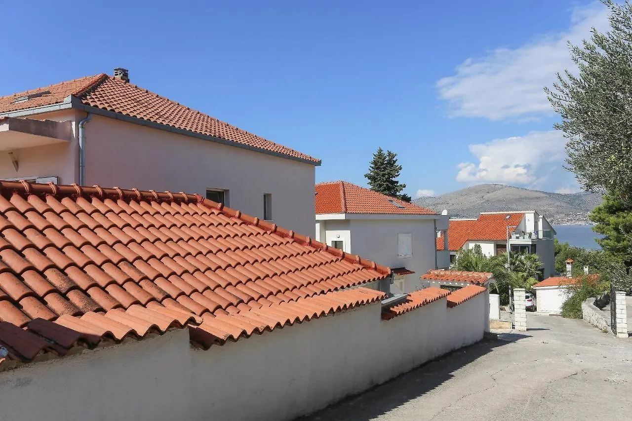 Casa Zorana-Alba Apartments Traù