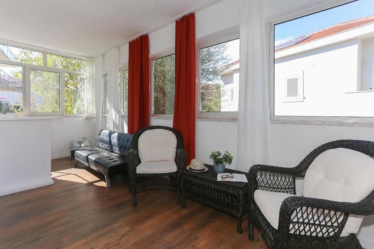 Casa Zorana-Alba Apartments Traù
